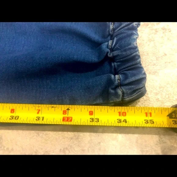 ❤️🔥YMI Kozy Fit Distressed Jeans Jogger Style ❤️🔥Measurements in Photos❤️🔥 - Picture 10 of 14